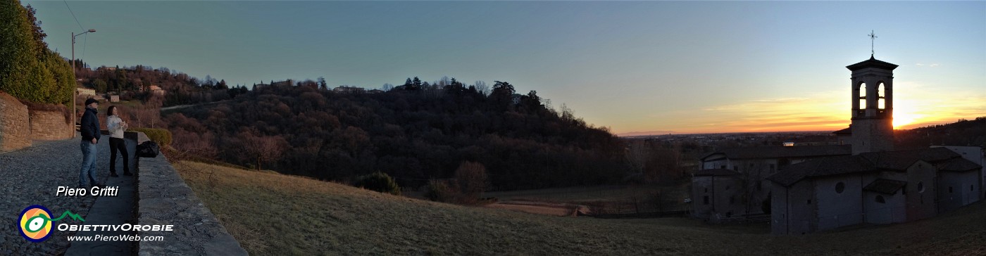 91 Luci e colori del tramonto al Monastero di Astino .jpg